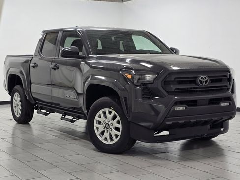 New 2026 Toyota Tacoma SR5 image 2