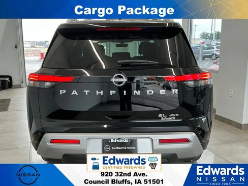 Used 2025 Nissan Pathfinder SL w/ Cargo Package AWD/4WD image 8