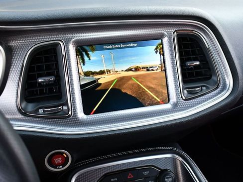 Used 2017 Dodge Challenger SRT Hellcat image 47