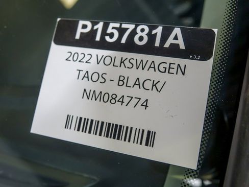 Used 2022 Volkswagen Taos SE image 32