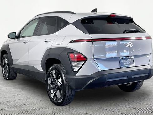 Used 2025 Hyundai Kona SEL AWD/4WD image 3