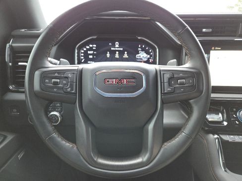 Used 2024 GMC Sierra 1500 AT4 w/ Technology Package image 31
