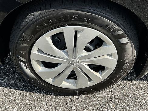 Certified 2025 Nissan Versa S w/ Trunk Package FWD image 10