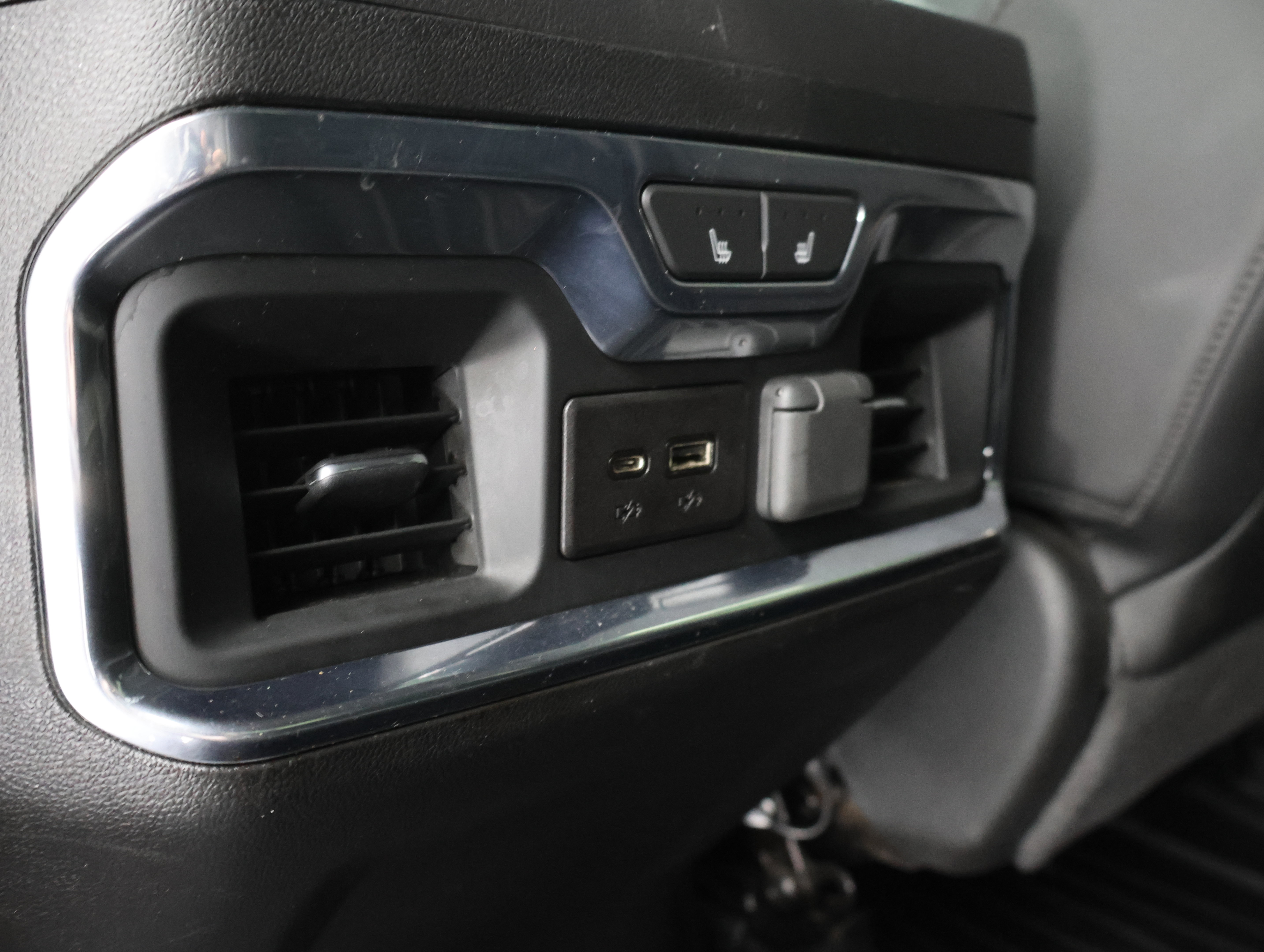 Used 2022 Chevrolet Silverado 2500 High Country AWD/4WD image 43