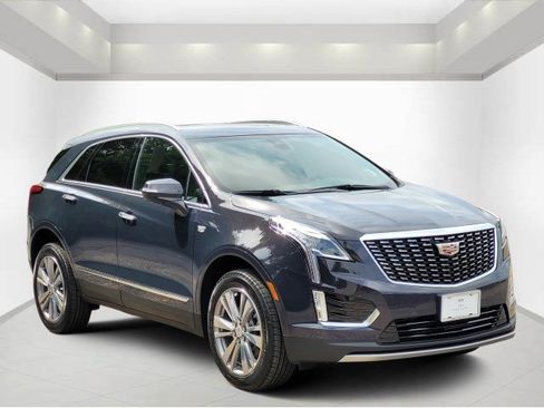 New 2025 Cadillac XT5 Premium Luxury image 1