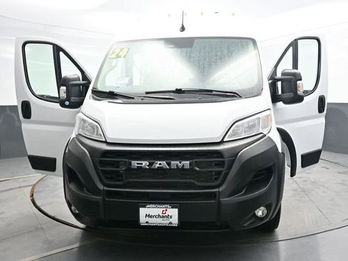 Used 2024 RAM ProMaster 2500 w/ Convenience Group FWD image 42