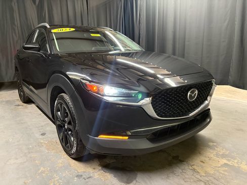 Used 2024 MAZDA CX-30 AWD 2.5 S w/ Select Sport Pkg image 3