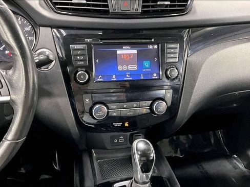 Used 2019 Nissan Rogue Sport SV w/ All-Weather Package AWD/4WD image 4
