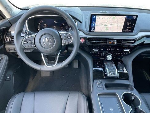 Certified 2025 Acura MDX FWD image 9