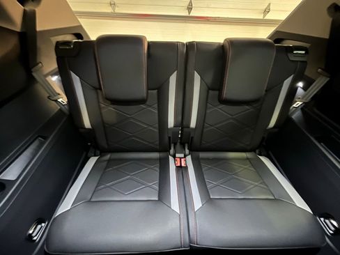 New 2026 Volkswagen Atlas Peak Edition AWD/4WD image 26
