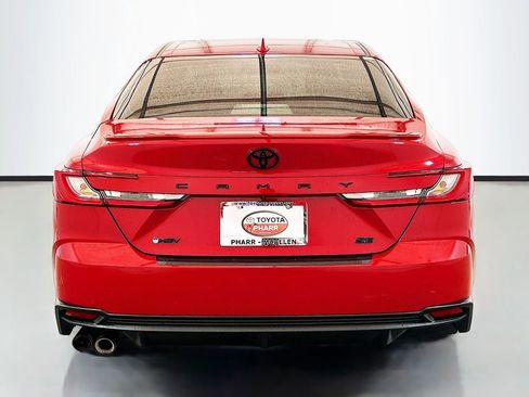 Used 2025 Toyota Camry SE w/ Multimedia Upgrade Package FWD image 5