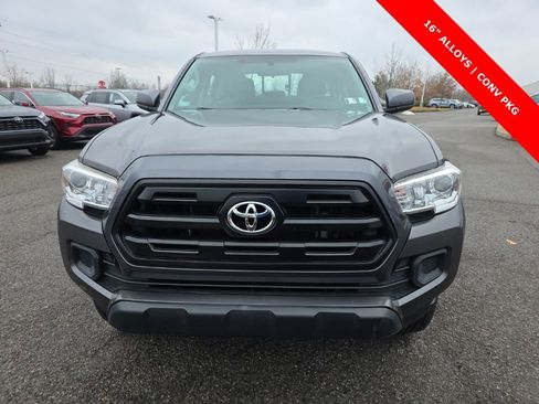 Certified 2016 Toyota Tacoma SR w/ SR Convenience Package image 2