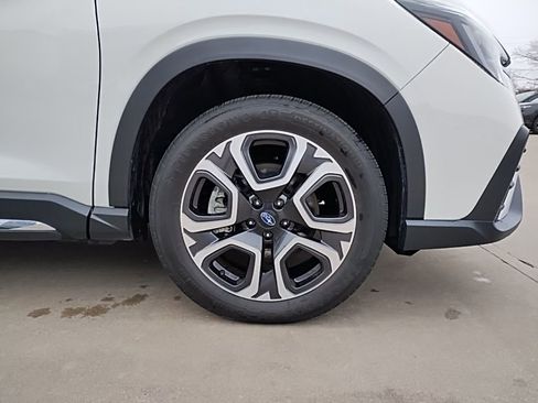 Certified 2023 Subaru Ascent Limited image 14