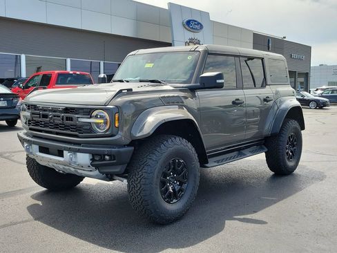 New 2026 Ford Bronco Raptor w/ Interior Carbon Fiber Pack AWD/4WD image 8
