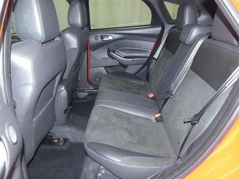 Used 2018 Ford Focus RS image 25