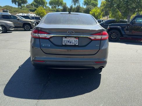 Used 2017 Ford Fusion Energi SE FWD image 7