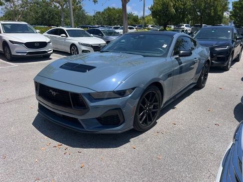 Used 2024 Ford Mustang GT Premium RWD image 3