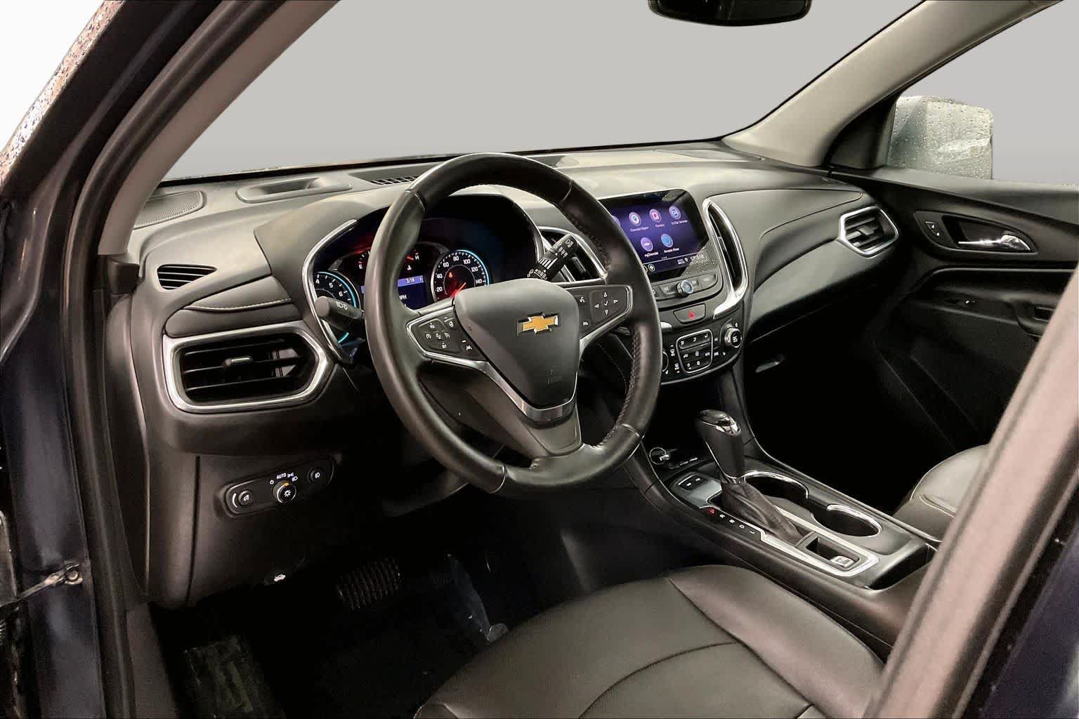 Used 2020 Chevrolet Equinox Premier AWD/4WD image 18