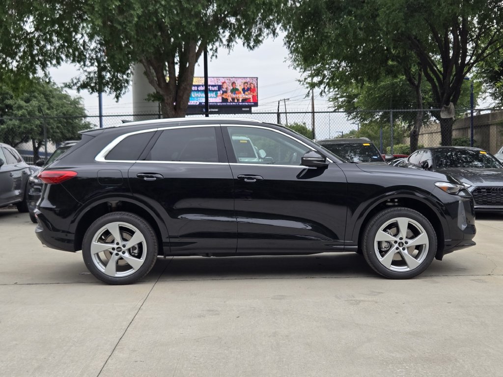 Used 2026 Audi Q5 Premium Plus w/ Premium Plus AWD/4WD image 7