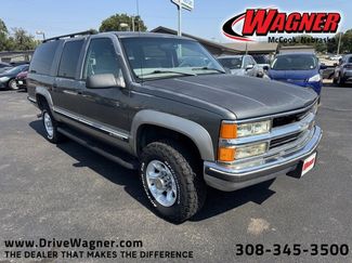 Used 1999 Chevrolet Suburban 2500 w/ Preferred Equipment Group 2 image 1