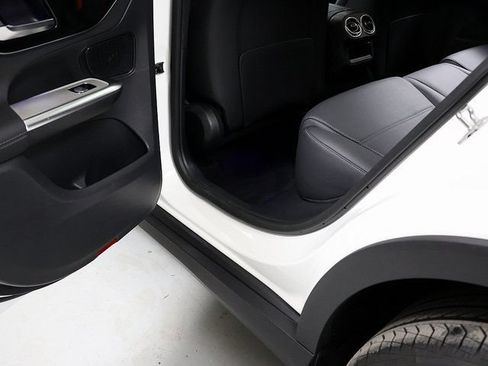 Certified 2026 Mercedes-Benz GLC 300 4MATIC image 26