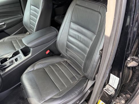 Used 2018 Ford Escape SEL w/ Ford Safe & Smart Package image 3