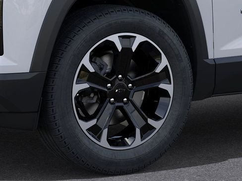 New 2026 Chevrolet Equinox LT w/ Convenience Package II AWD/4WD image 9