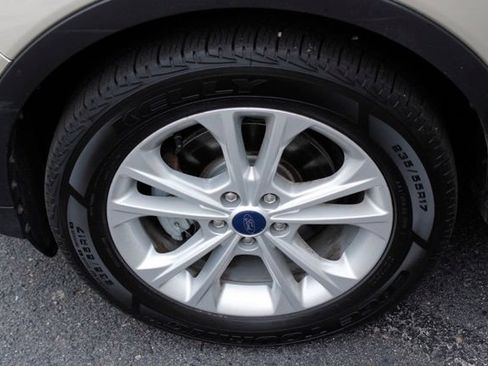 Used 2024 Subaru Outback Premium AWD/4WD image 12