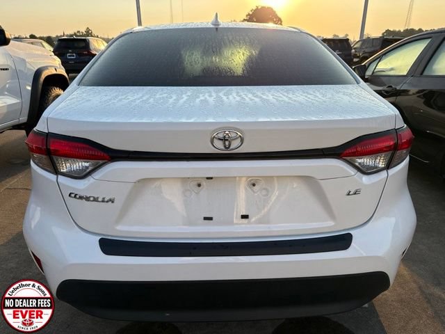 Used 2023 Toyota Corolla LE w/ Carpet Mat Package (TMS) FWD image 3