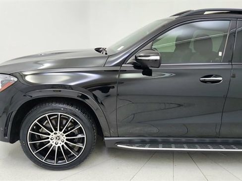 Used 2023 Mercedes-Benz GLE 450 4MATIC w/ AMG Line Exterior image 9