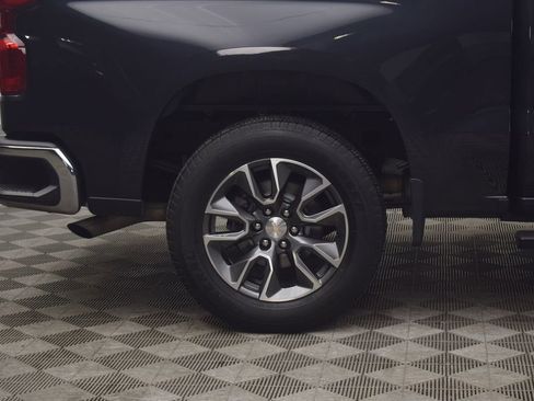 Used 2022 Chevrolet Silverado 1500 LT image 32