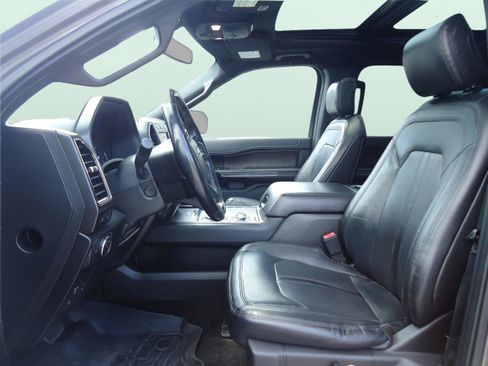 Used 2018 Ford Expedition Limited AWD/4WD image 22
