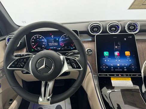 New 2026 Mercedes-Benz GLC 300 image 3