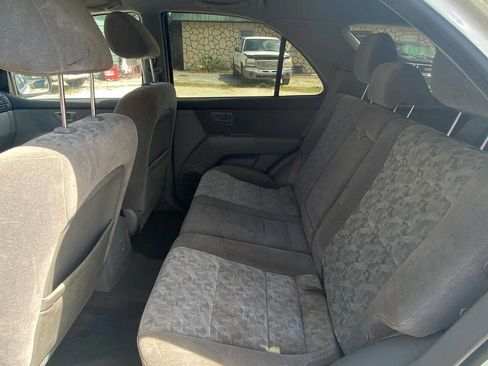 Used 2008 Kia Sorento 2WD image 11
