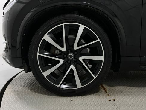 Used 2017 Volvo XC90 T6 Momentum w/ Vision Package AWD/4WD image 39