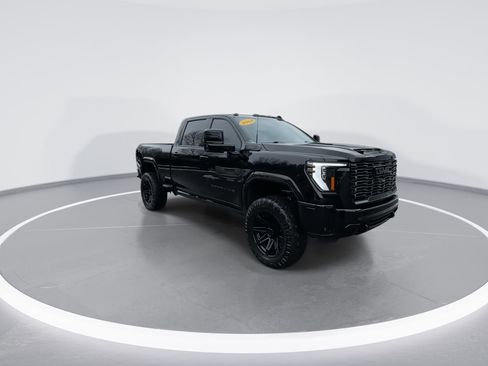Used 2024 GMC Sierra 2500 Denali Ultimate image 2