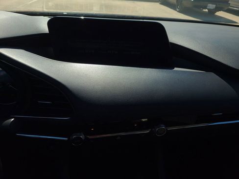 Used 2024 MAZDA MAZDA3 s image 20