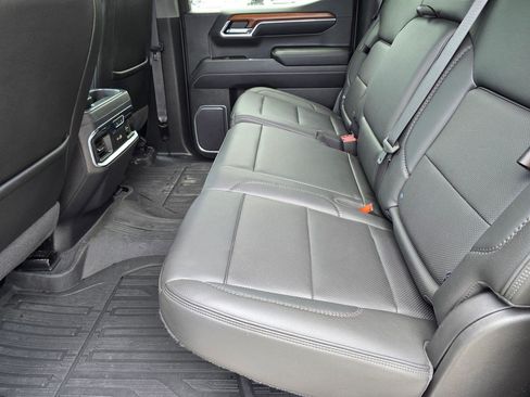 Used 2022 GMC Sierra 1500 Denali AWD/4WD image 36