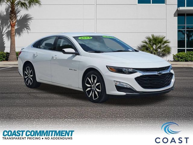 Used 2024 Chevrolet Malibu RS FWD image 3