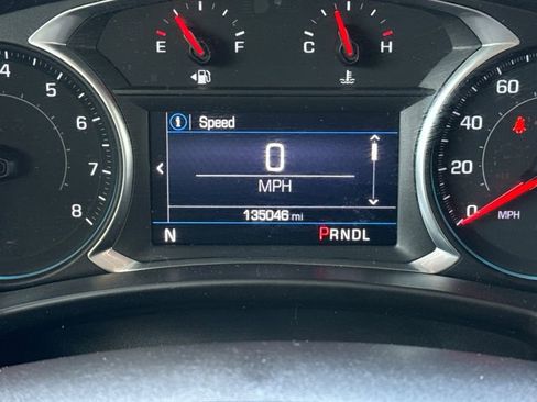 Used 2019 Chevrolet Equinox LT AWD/4WD image 38