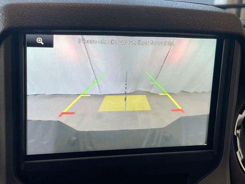 Used 2016 Ford F250 Lariat w/ Lariat Interior Package image 17