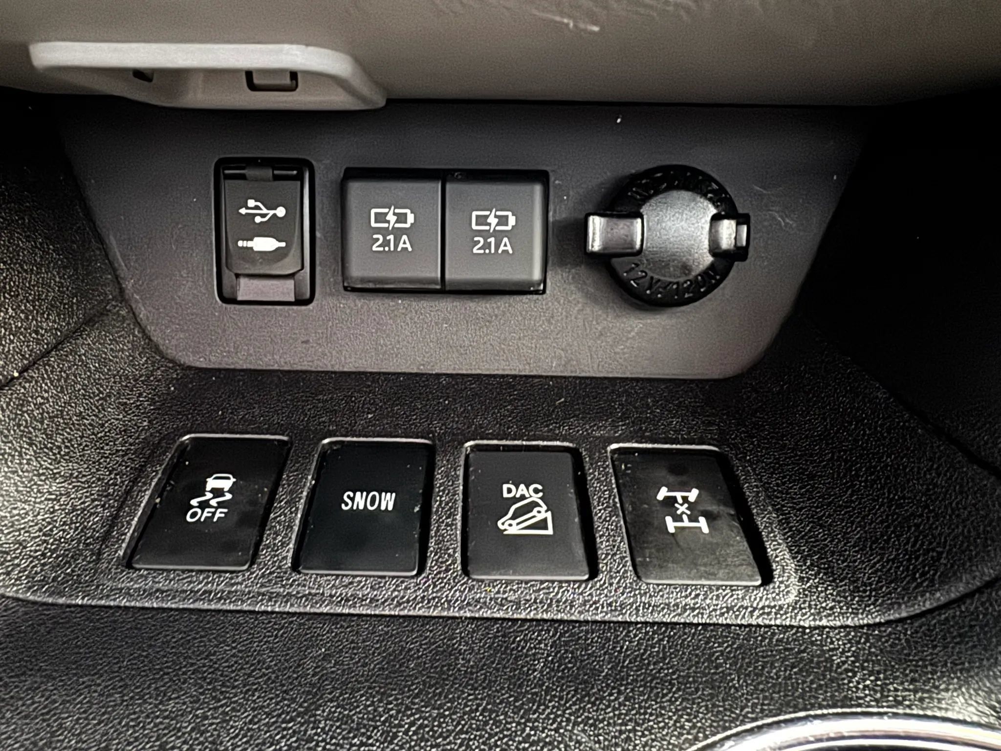 Used 2019 Toyota Highlander Limited Platinum w/ Protection Package #3 AWD/4WD image 38