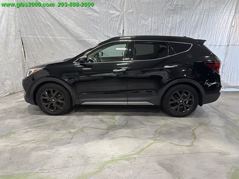 Used 2018 Hyundai Santa Fe Sport w/ Cargo Package FWD image 13