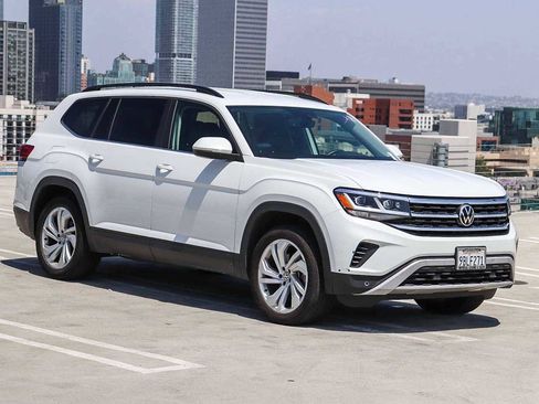 Used 2022 Volkswagen Atlas SE FWD image 3