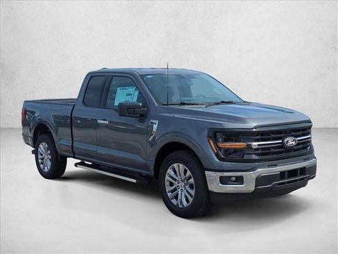 New 2026 Ford F150 XLT w/ XLT Chrome Appearance Package RWD image 7