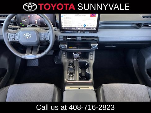 Used 2026 Toyota RAV4 XSE w/ Panoramic Sun Roof Package AWD/4WD image 4
