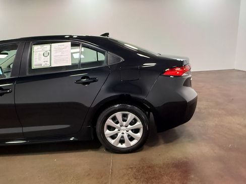 Used 2024 Toyota Corolla LE FWD image 37