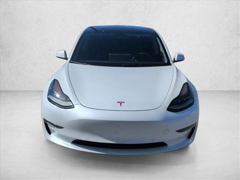 Used 2021 Tesla Model 3 Standard Range Plus image 2