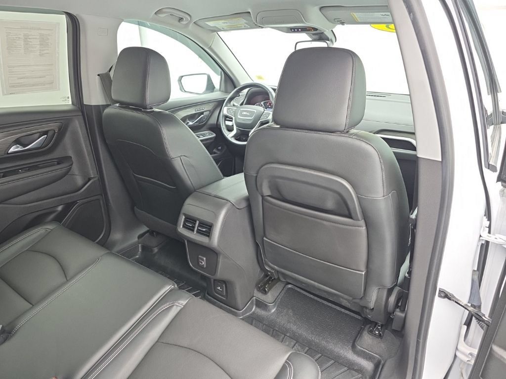 Used 2023 GMC Terrain SLT AWD/4WD image 47