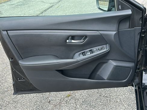 Used 2020 Nissan Sentra S FWD image 12